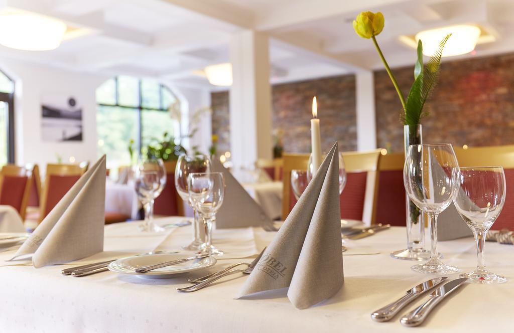Goebel'S Seehotel Diemelsee Екстер'єр фото